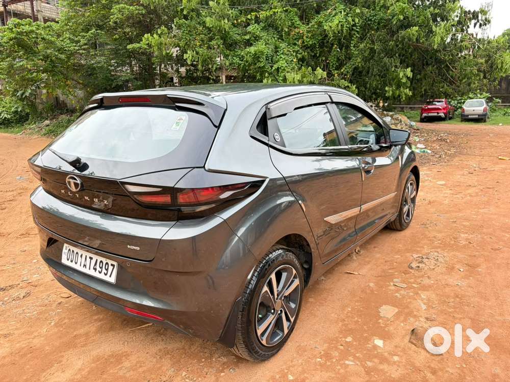 Tata Altroz Xz Plus (o) (s) Icng, 2023, Cng & Hybrids