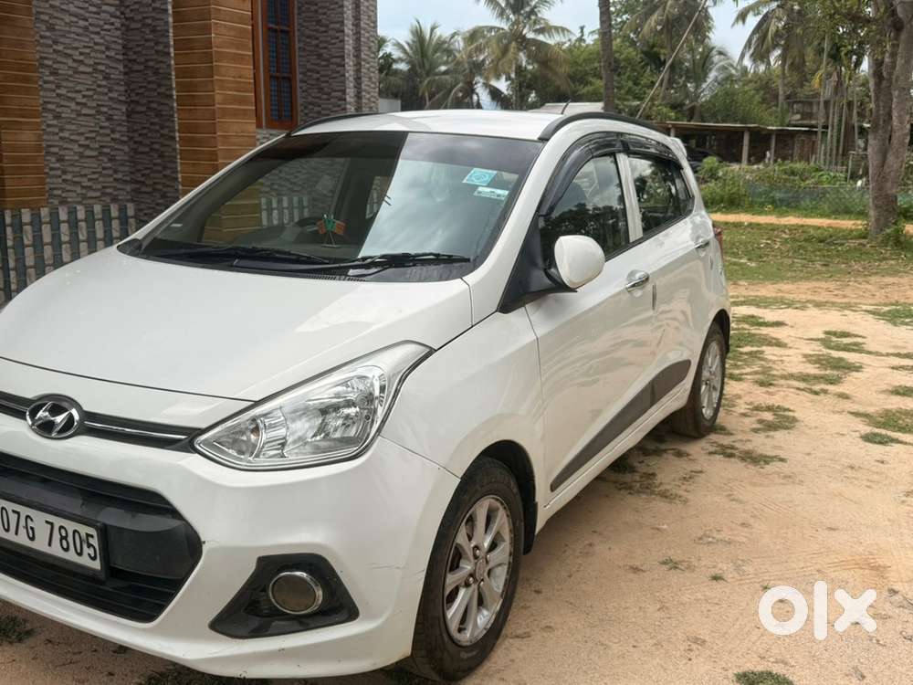 Hyundai Grand I10 2015 Car
