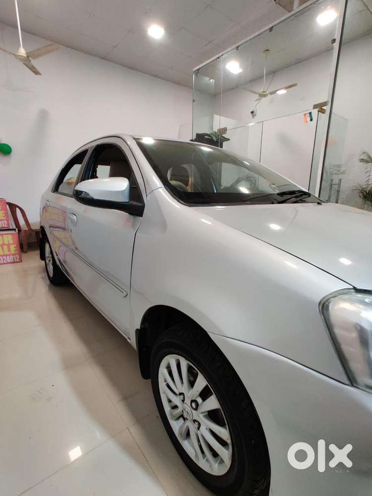 Toyota Etios 2013-2014 V, 2013, Petrol