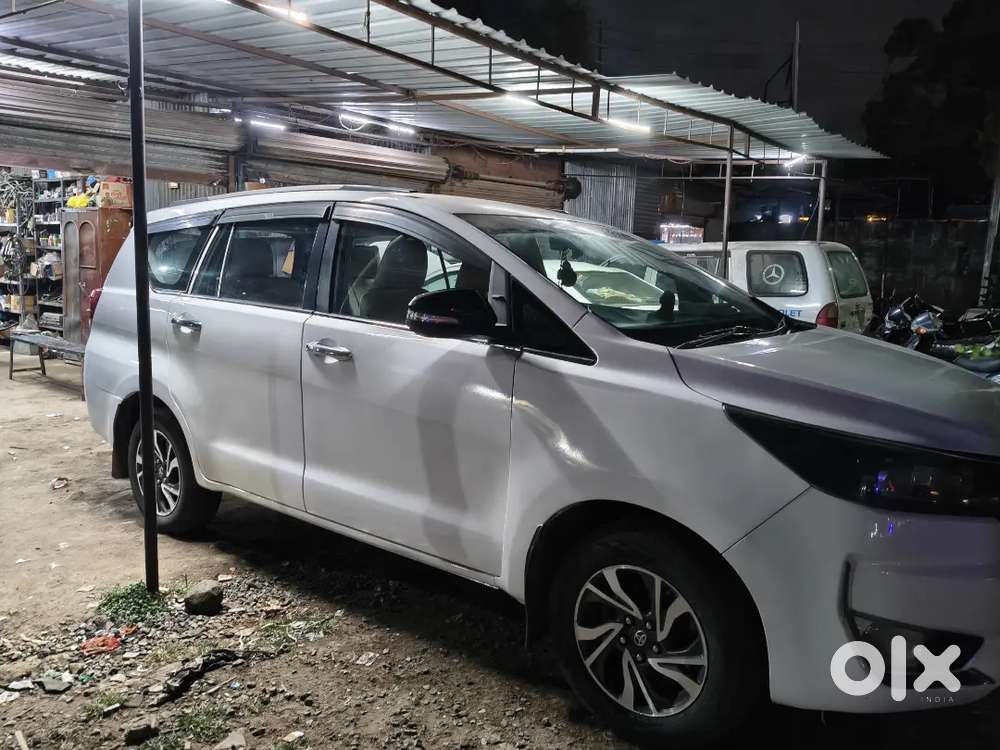 Toyota Innova Crysta 2018 Diesel 103000 Km Driven