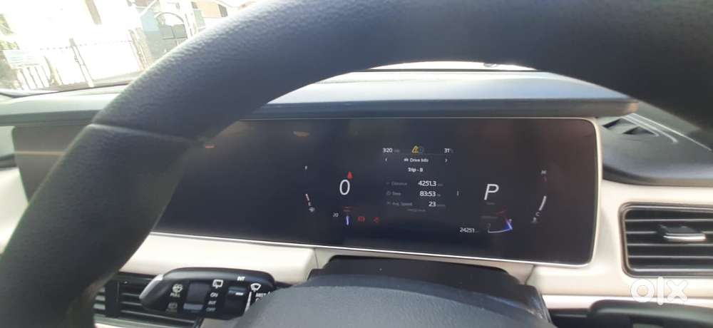 Mahindra Xuv700 2.2 Ax 5 Diesel At Str, 2024, Diesel