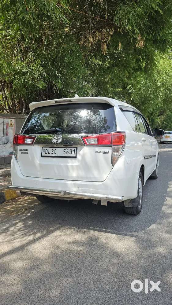 Innova Crysta 2.4 G Manual 2017 Single Owner