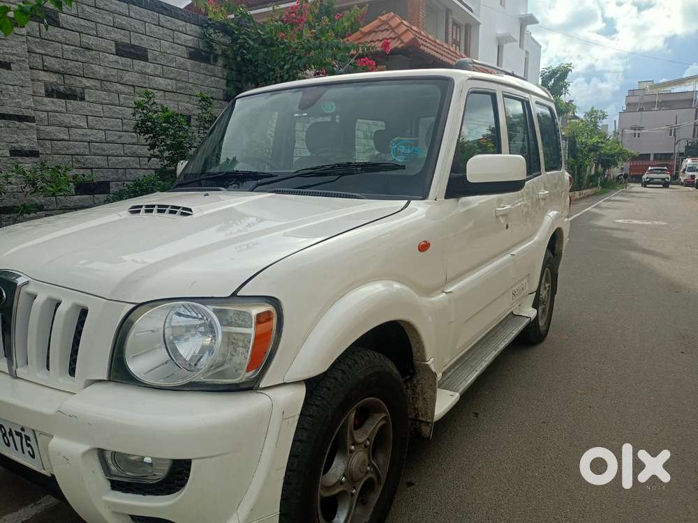 Mahindra Scorpio Vlx 2wd Abs At Bsiii, 2012, Diesel