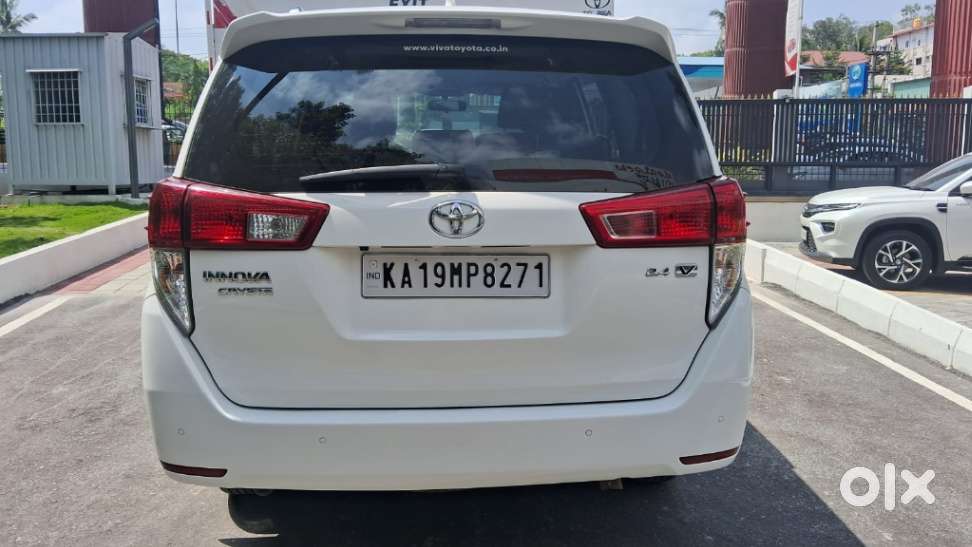 Toyota Innova Crysta 2.4 V 8 Str, 2024, Diesel