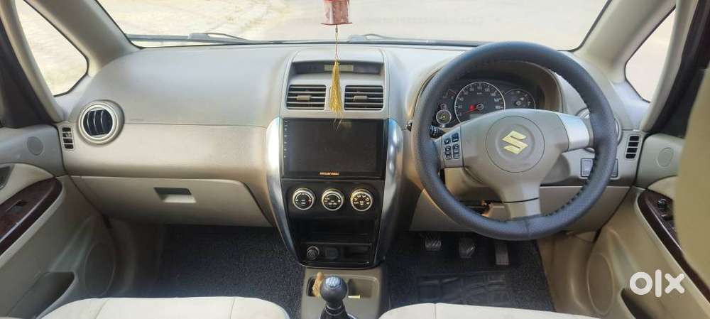 Maruti Suzuki Sx4 Zxi Mt Bsiv, 2010, Petrol