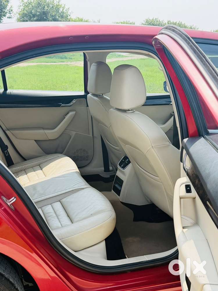 Skoda Octavia Petrol 2014