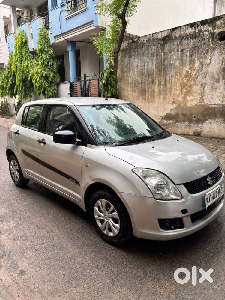 Maruti Suzuki Swift Vxi + Manual, 2009, Petrol