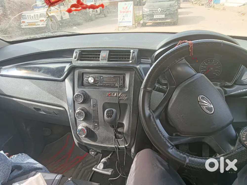 Mahindra Kuv100 Nxt 2017 Diesel Well Maintained