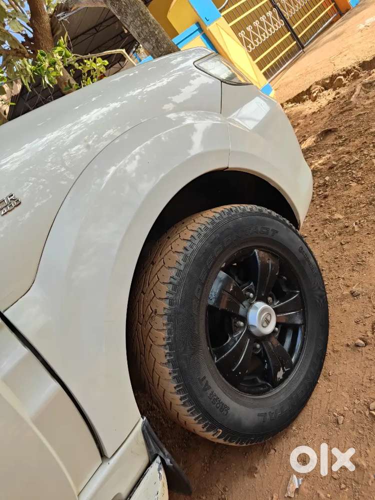 Tata Safari Storme 2013 Diesel Manual Car