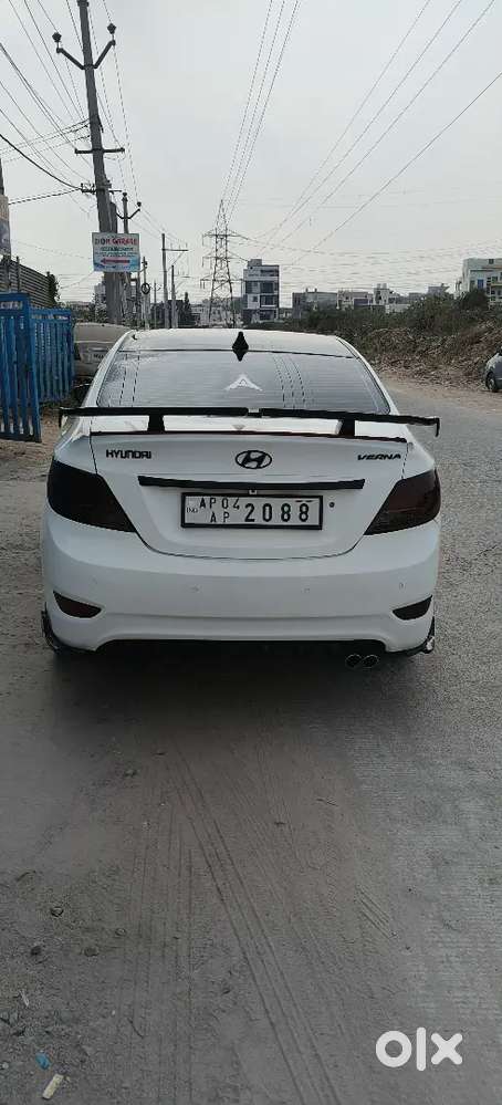 Verna Fludic 2012 Model Diesel 76583 Km Driven Manual Tra Fully  Modif