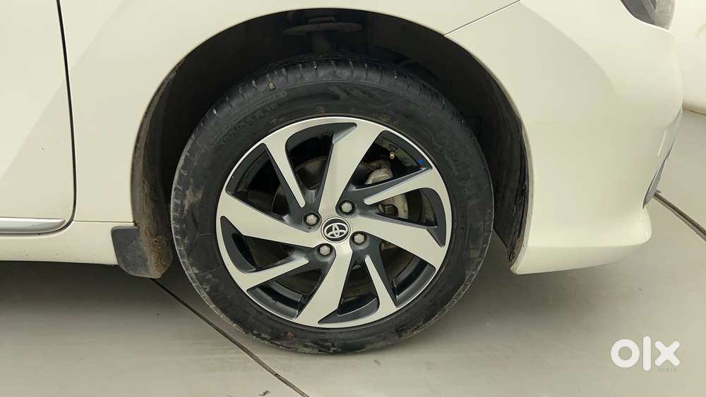 Toyota Glanza 1.2 G Amt, 2023, Petrol