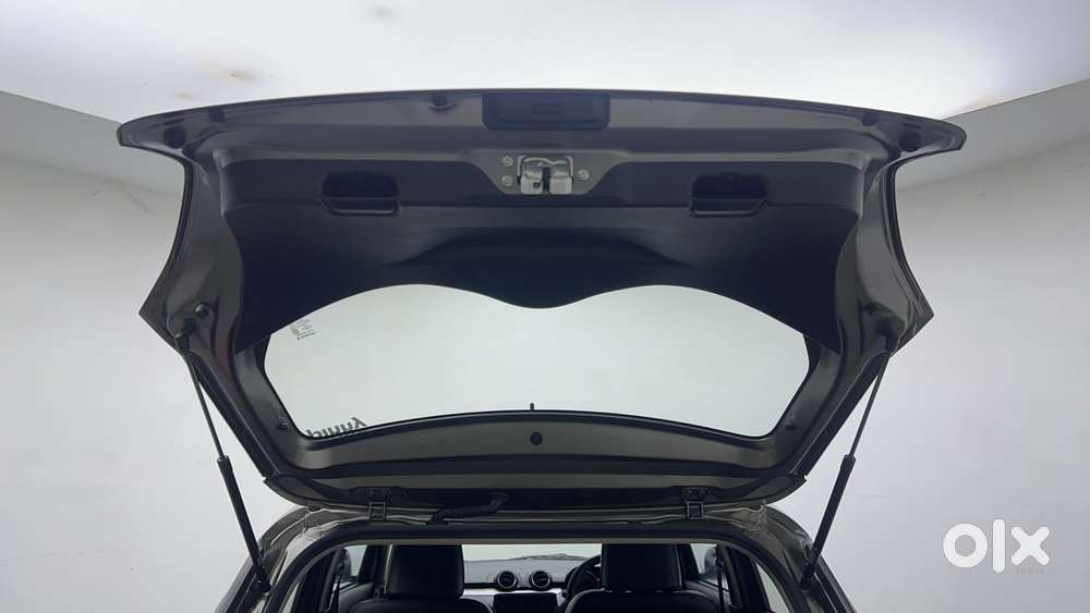 Maruti Suzuki Swift Amt Vvt Vxi, 2022, Petrol
