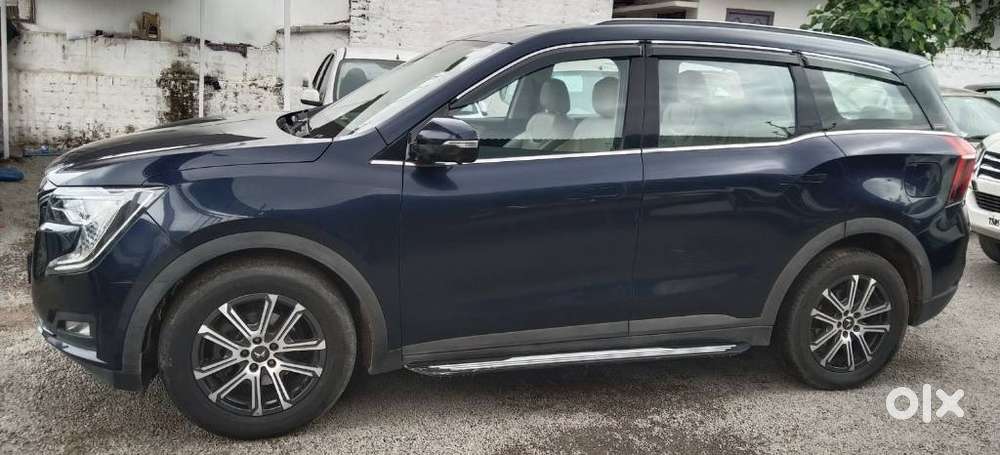 Mahindra Xuv700 2.2 Ax 7 Diesel At Luxury Pack Str Awd, 2022, Diesel