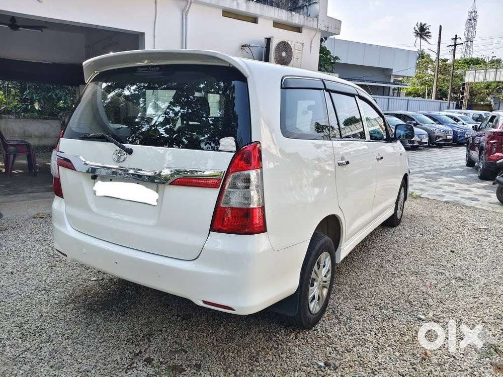 Toyota Innova 2.5 Gx 7 Str Bs-iii, 2014, Diesel