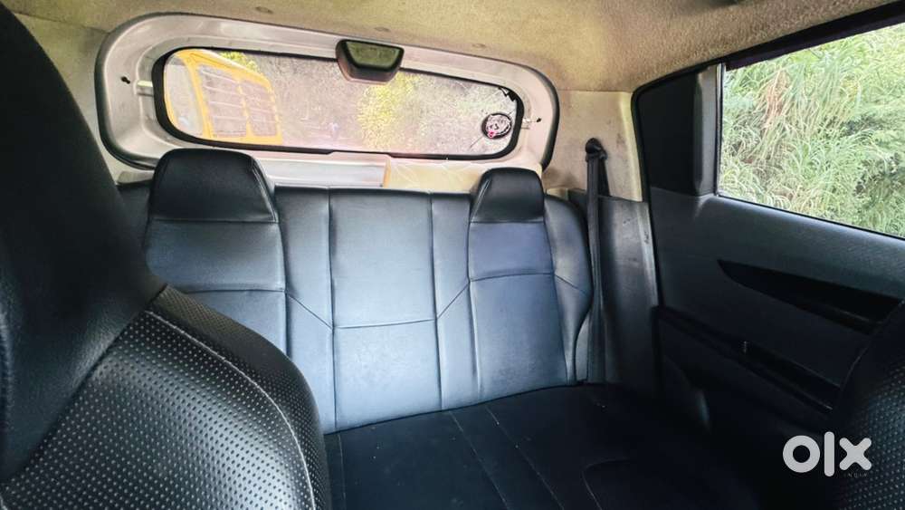 Mahindra Kuv 100 2017 Manual Petrol