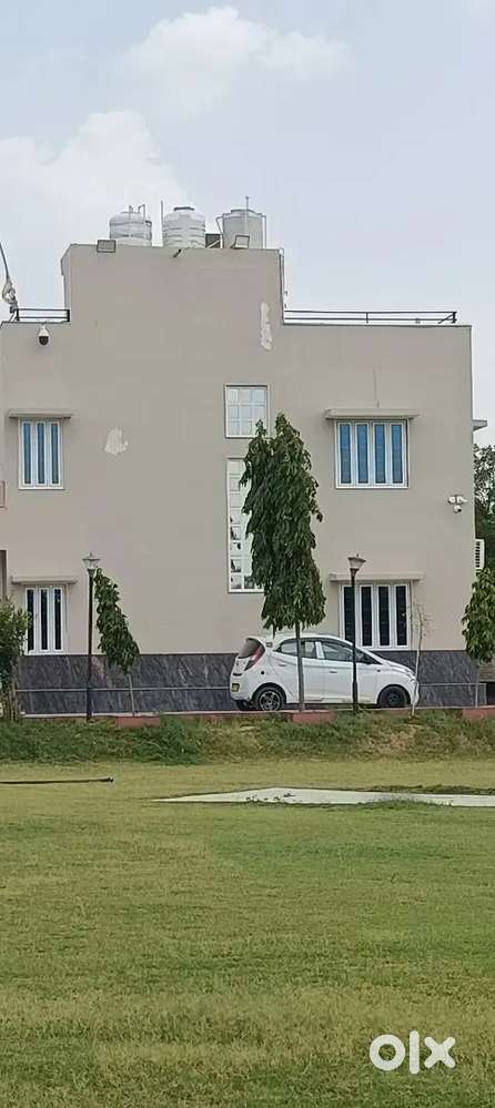 Jis Lelni Hai Wahi Call Kare Faltu Paresan Na Kare