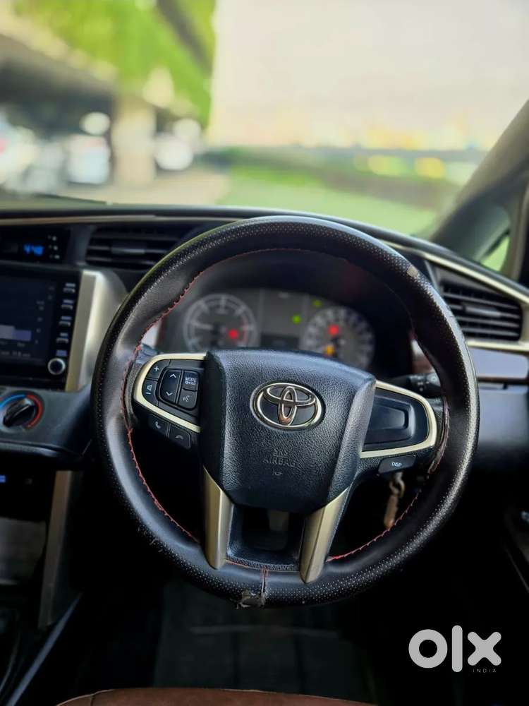 Toyota Innova Crysta [2020-ongoing] 2.4 Gx 7 Str, 2023, Diesel