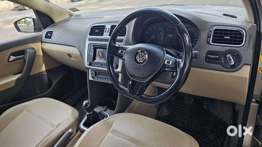Volkswagen Vento 1.6 Highline, 2017, Petrol