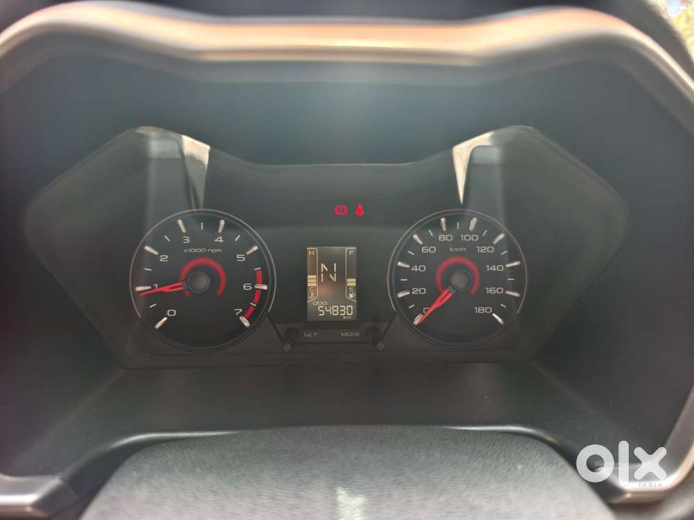 Mahindra Kuv 100 D75 K8 Dual Tone, 2018, Diesel