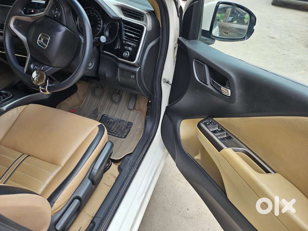 Honda City 2015-2017 I Vtec V, 2016, Petrol