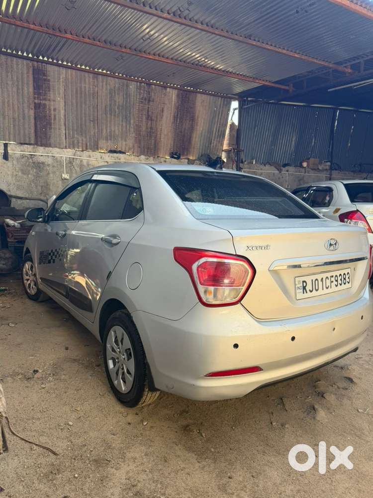 Hyundai Xcent Diesel 2015 Year