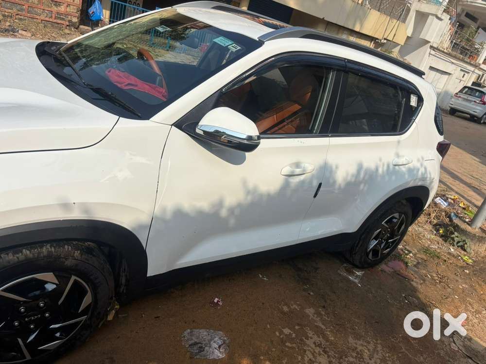 Kia Sonet Petrol Manual 2025