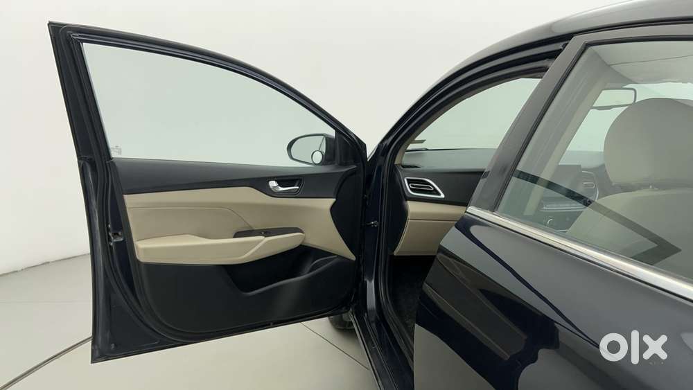 Hyundai Verna 1.5 Sx Vtvt Ivt, 2022, Petrol