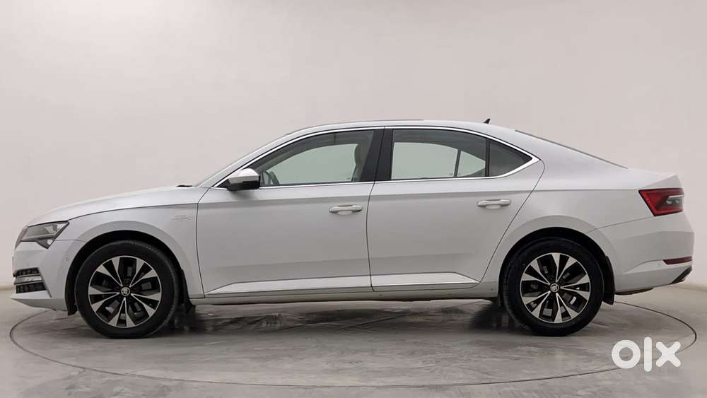 Skoda Superb 2.0 L&k Tsi At, 2021, Petrol
