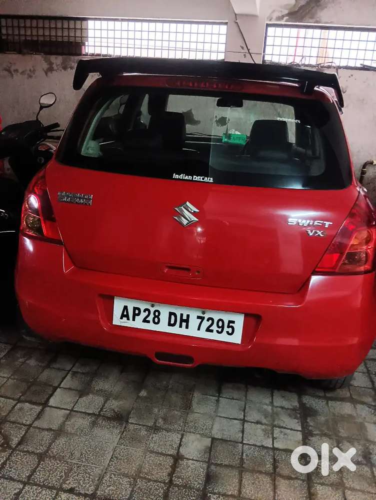 Swift Maruti Suzuki 2011 With 90000 Km Driven