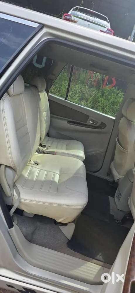 Toyota Innova Diesel 2012