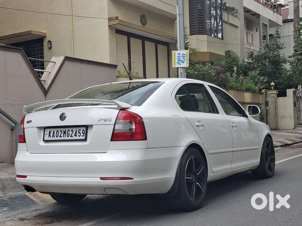 Skoda Octavia Combi 1.8 Turbo Petrol Rs Mt, 2012, Petrol
