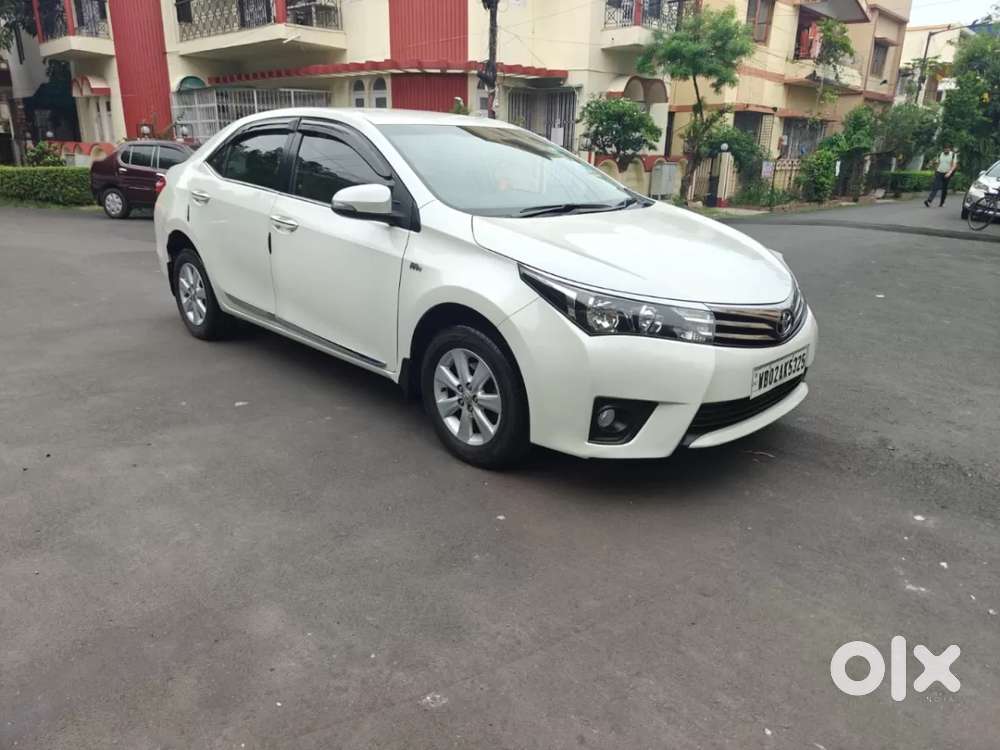 Toyota Corolla Altis 1.8 G Cvt, 2016, Petrol