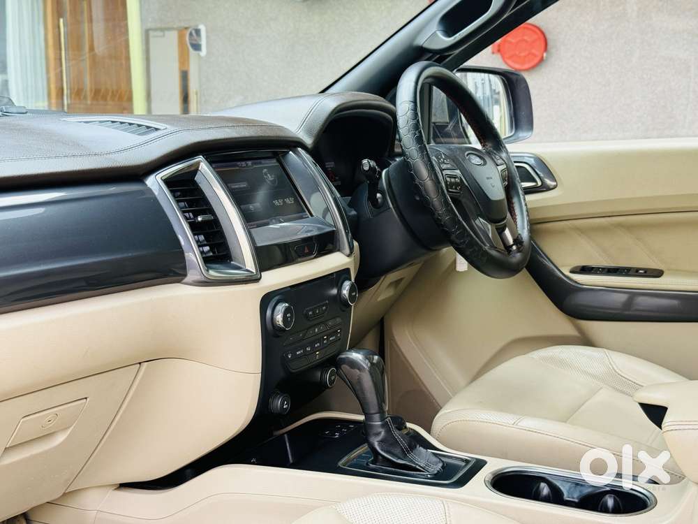 Ford Endeavour 3.2 Titanium 4x4 At, 2016, Diesel