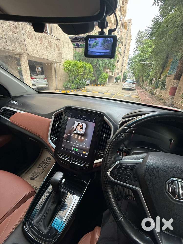 Mg Hector Plus 2020 Petrol Well Maintained
