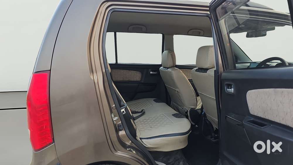Maruti Suzuki Wagon R 1.0 Vxi Amt, 2017, Petrol