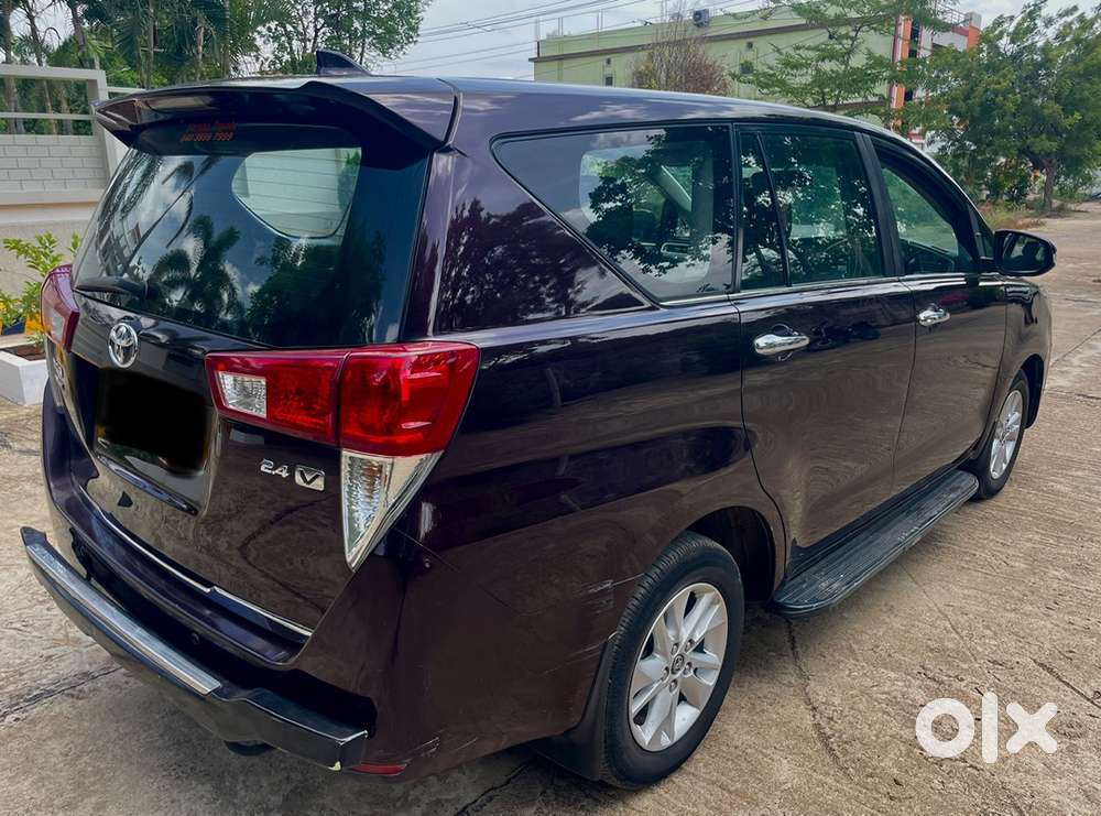 Toyota Innova Crysta Diesel 2016