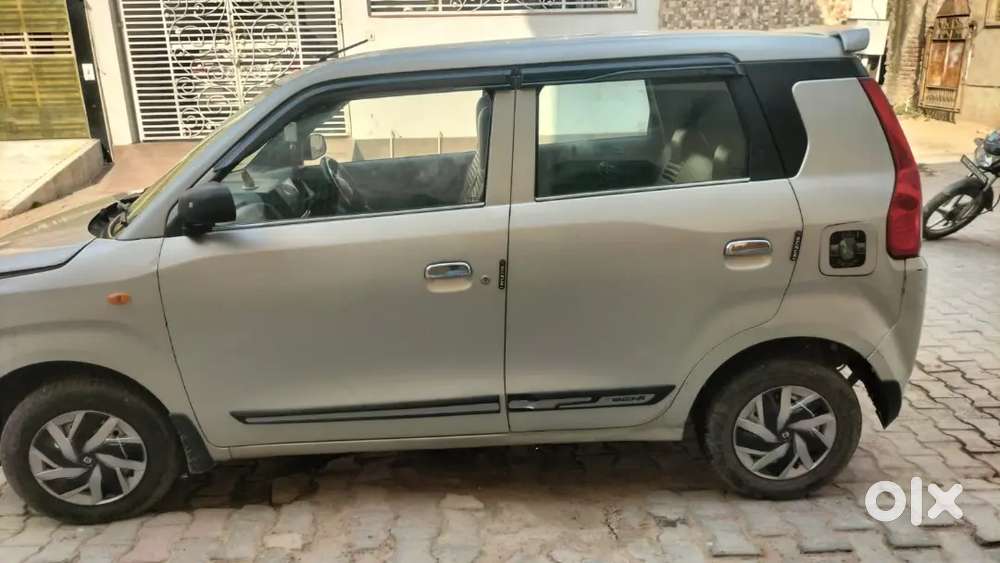 Maruti Suzuki Wagon R 2023 Cng & Hybrids 450000 Km Driven