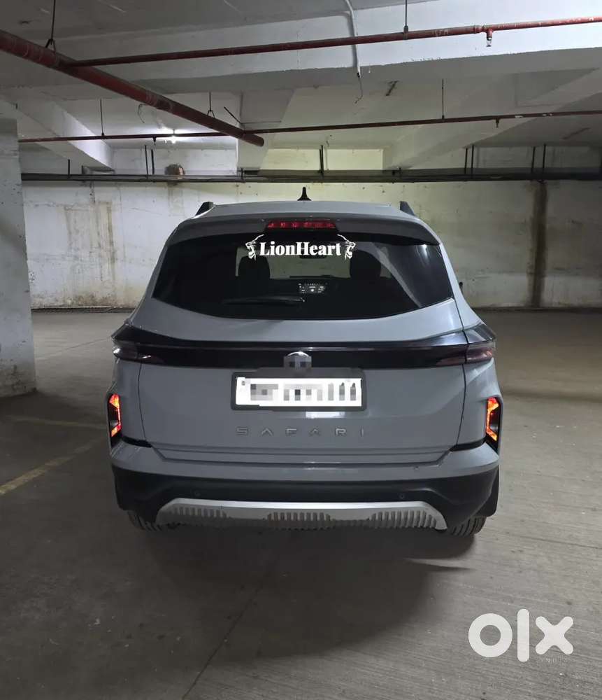 For Sale : Tata Safari Pure Plus 2024 Diesel Manual