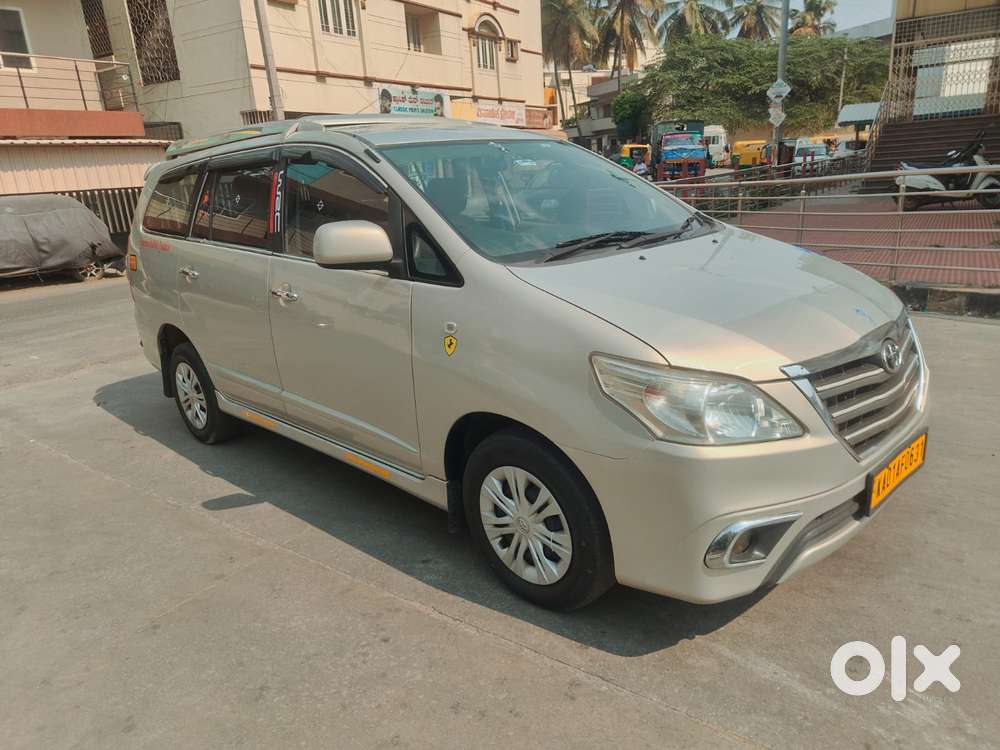Toyota Innova 2.5 G (diesel) 7 Seater, 2016, Diesel