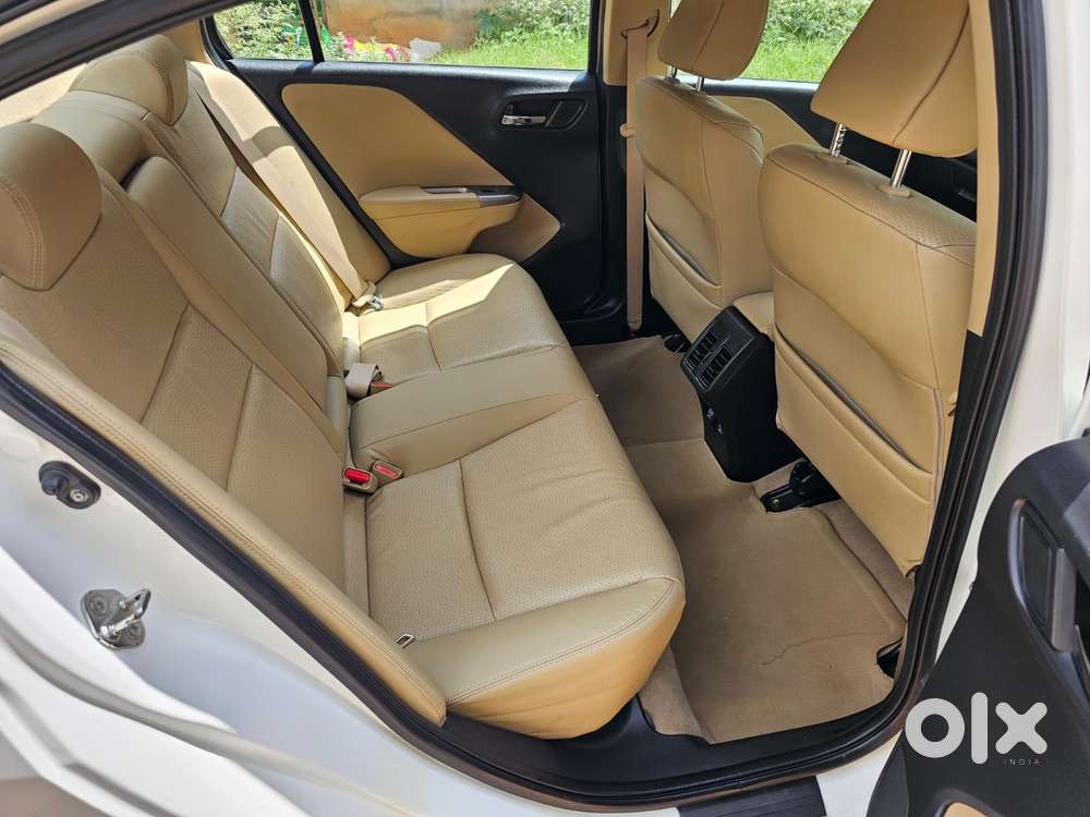 Honda City 1.5 V At Sunroof, 2015, Petrol
