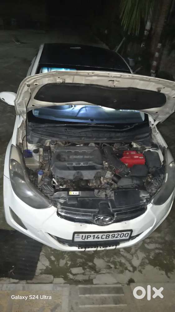 Hyundai New Elantra Diesel 2014variant
