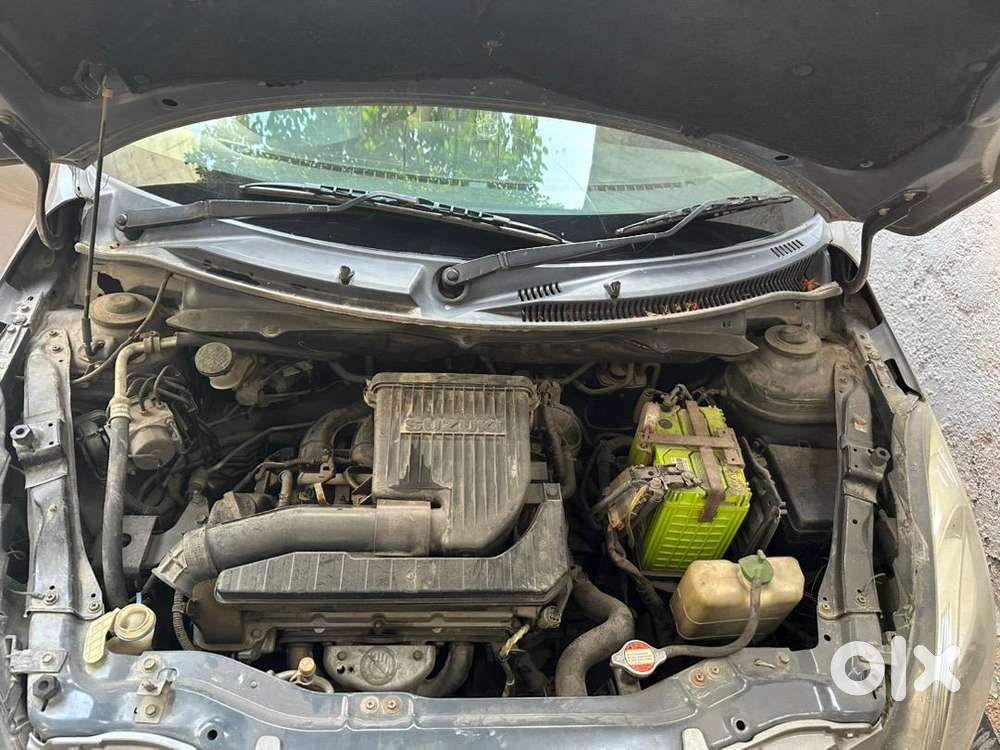 Maruti Suzuki Swift 2013 Petrol Well Maintained