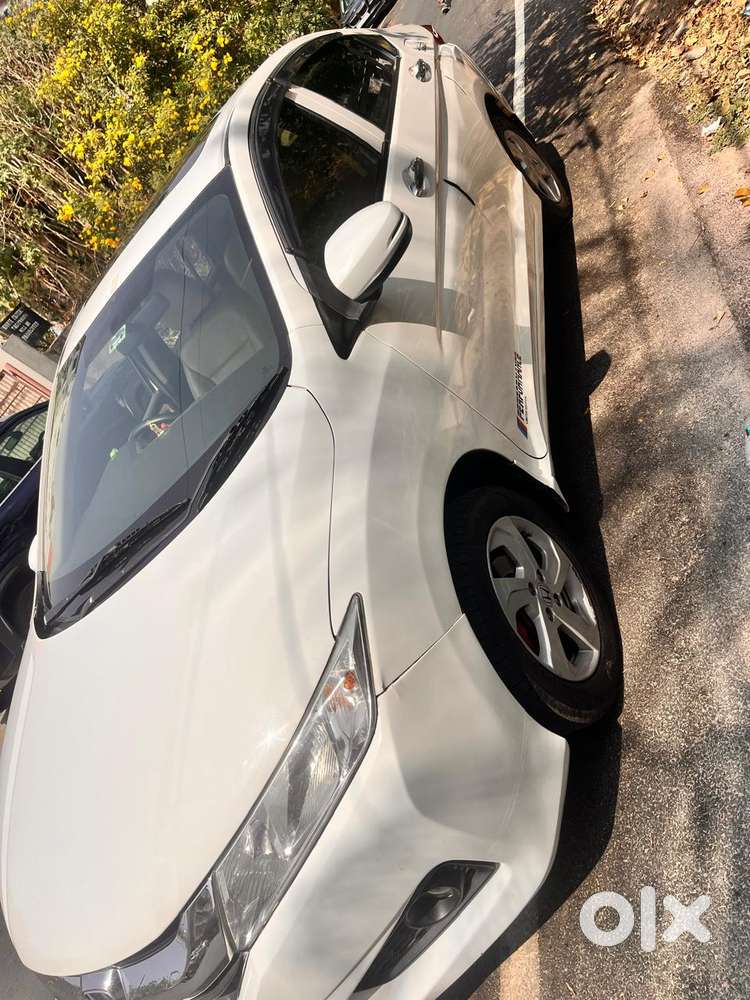 Honda City V Mt Sunroof, 2014, Diesel