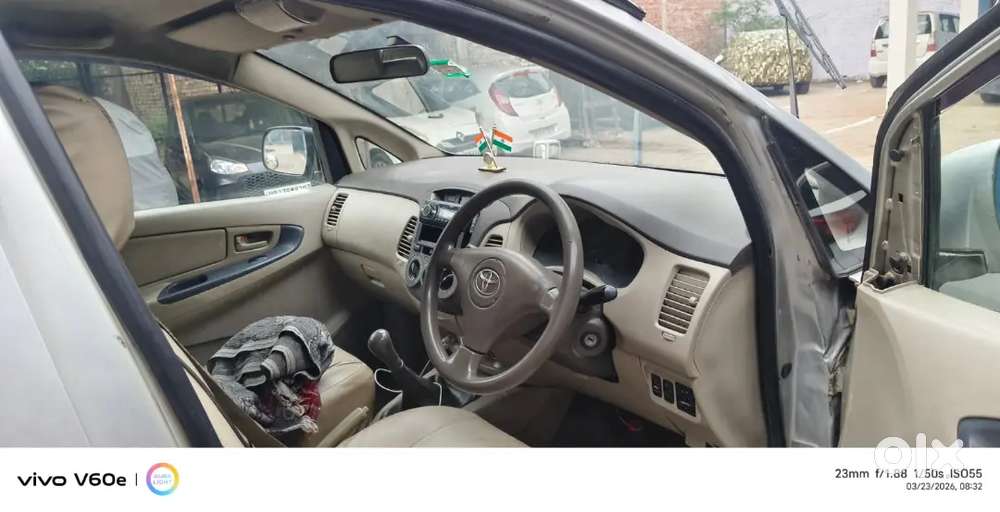 Toyota Innova 2010 Diesel Well Maintained