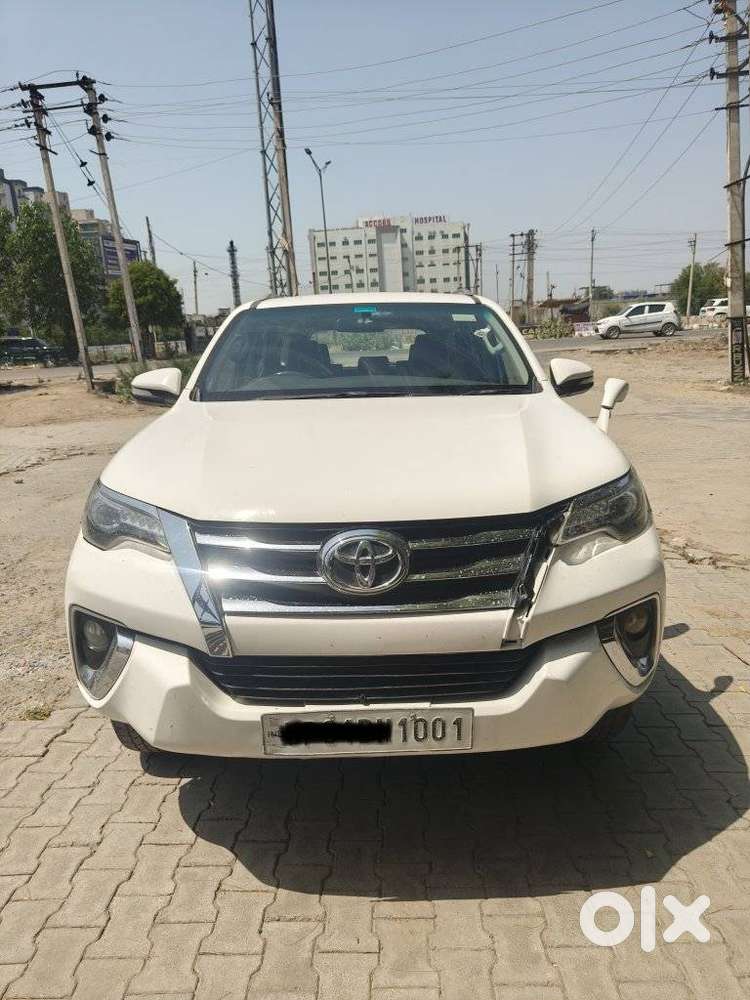 Toyota Fortuner 4x2 At 2.8 Diesel, 2016, Diesel