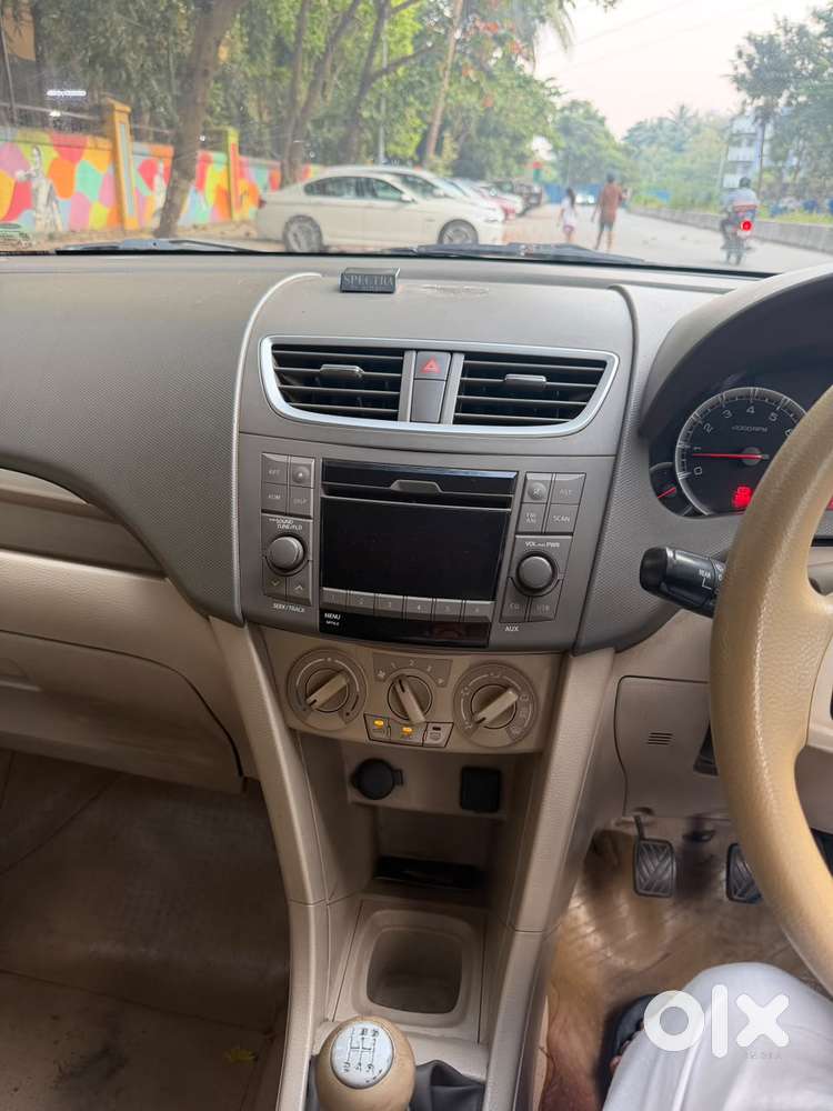 Maruti Suzuki Ertiga Zxi, 2012, Petrol