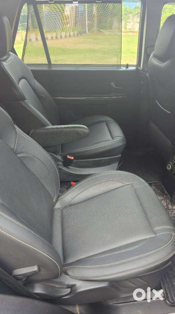 Tata Hexa 2.2 Xt 4x4 6 Str Dual Tone, 2018, Diesel