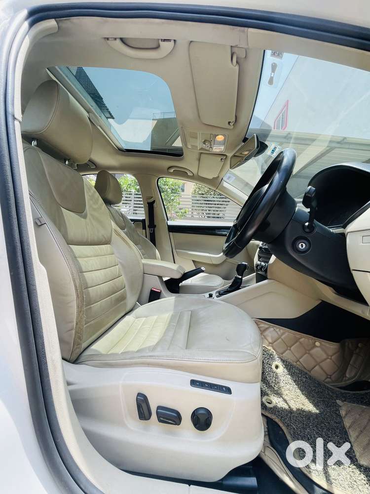 Skoda Octavia Elegance 1.8 Tsi At, 2016, Petrol