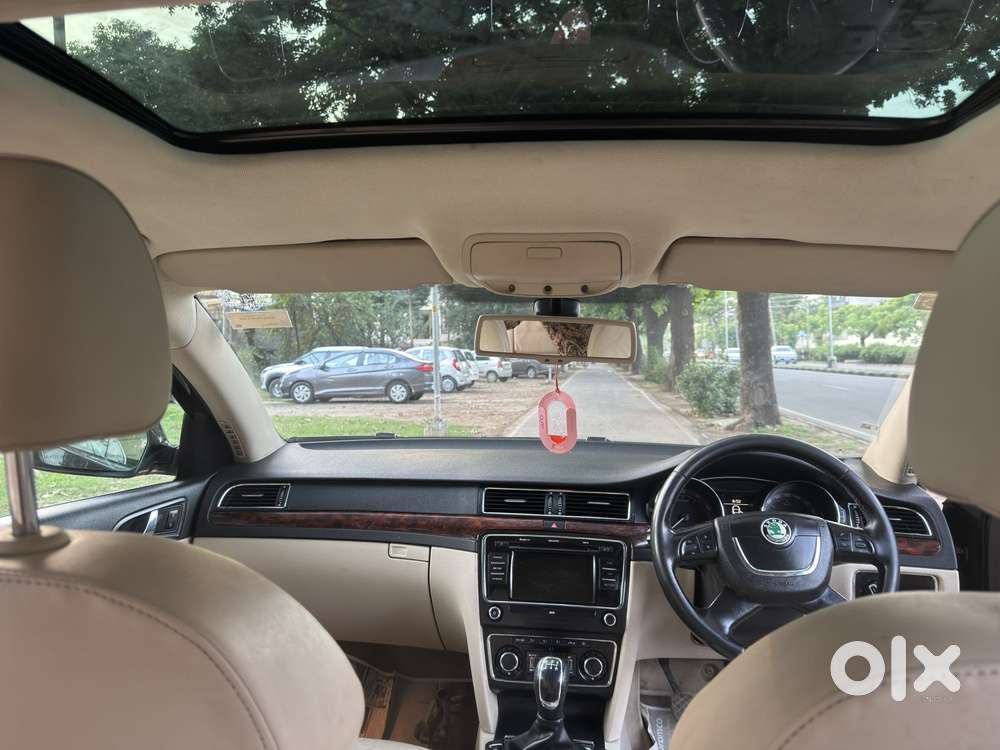 Skoda Superb 1.8 Elegance Tsi At, 2011, Petrol