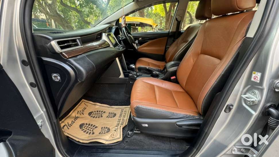 Toyota Innova Crysta 2.8z Automatic, 2017, Diesel